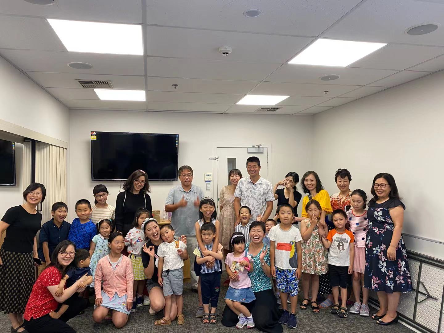 恩慈台福兒童主日學的老師和孩子們 2020